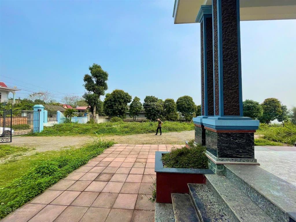 Bán lô đất siêu vip 3100m2 đất bám hồ đồng chanh, có ao thả cá tại lương sơn  hoà bình