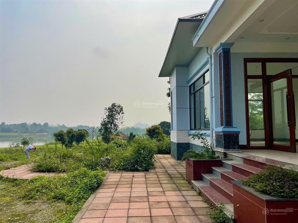 Bán lô đất siêu vip 3100m2 đất bám hồ đồng chanh, có ao thả cá tại lương sơn  hoà bình