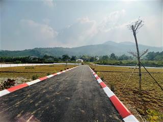 Đất đẹp cực kỳ đẹp  vuông vắn  view thoáng  giá cực tốt