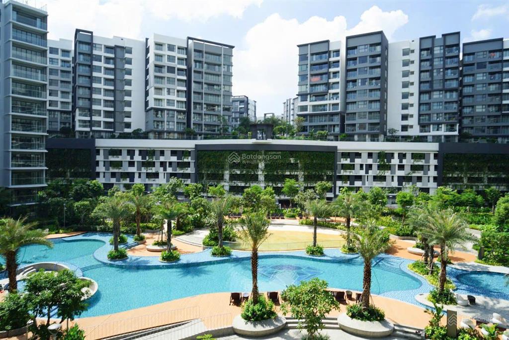 Bán nhanh căn hộ 2pn+2wc khu diamond centery, view hồ bơi siêu đẹp, tặng suất đậu xe hơi định danh