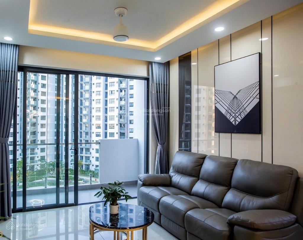 Chính chủ bán gấp căn hộ 3pn+2wc khu emerald, full nội thất, dt 112m2, giá 6.3 tỷ,  0947 050 ***