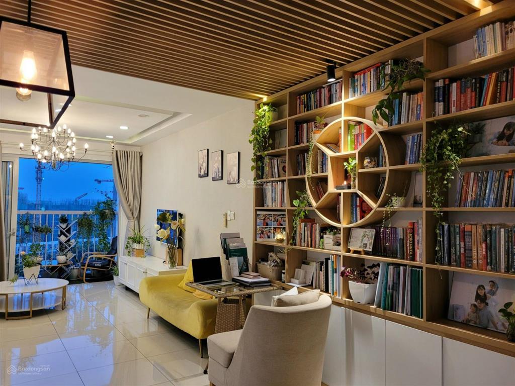 Cần bán nhanh căn hộ 3pn + 2wc khu ruby, giá 4.4 tỷ, view nội khu,  0947 050 ***