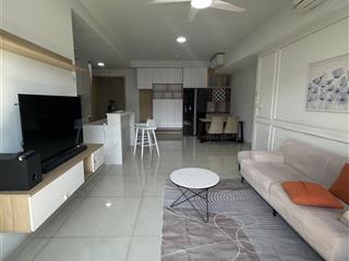 Rẻ nhất thị trường căn hộ 3pn+2wc khu ruby, dt 98m2, giá 5.6 tỷ, có ban công nhìn công viên 16ha.