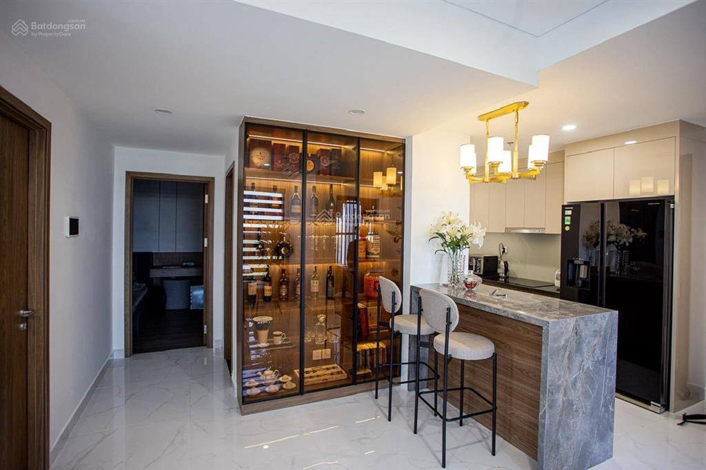 Bán nhanh căn hộ 2pn+2wc khu cao cấp diamond alnata plus, giá 7.5 tỷ. có suất đậu xe hơi định danh