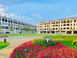 Cần cho thuê lk32 khu đô thị hinoderoyalpark 135m2x3 tầng