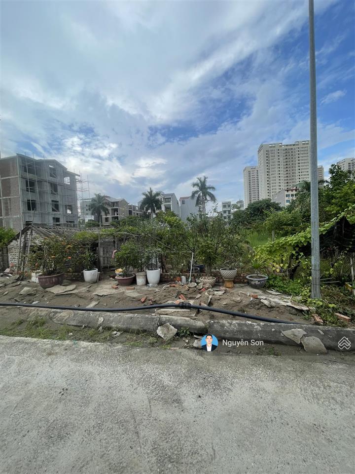 Cần bán đất liền kề tân việt 79.3m2 chưa xây vị trí đẹp