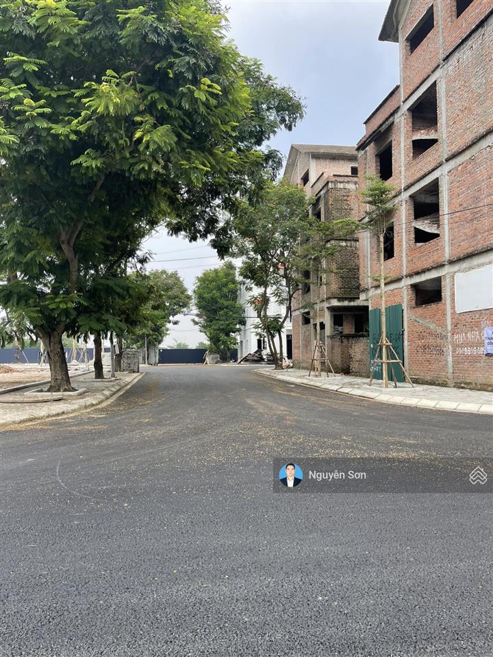 Căn liền kề b32 khu đô thị cienco5 cần bán nhanh trong tháng 11