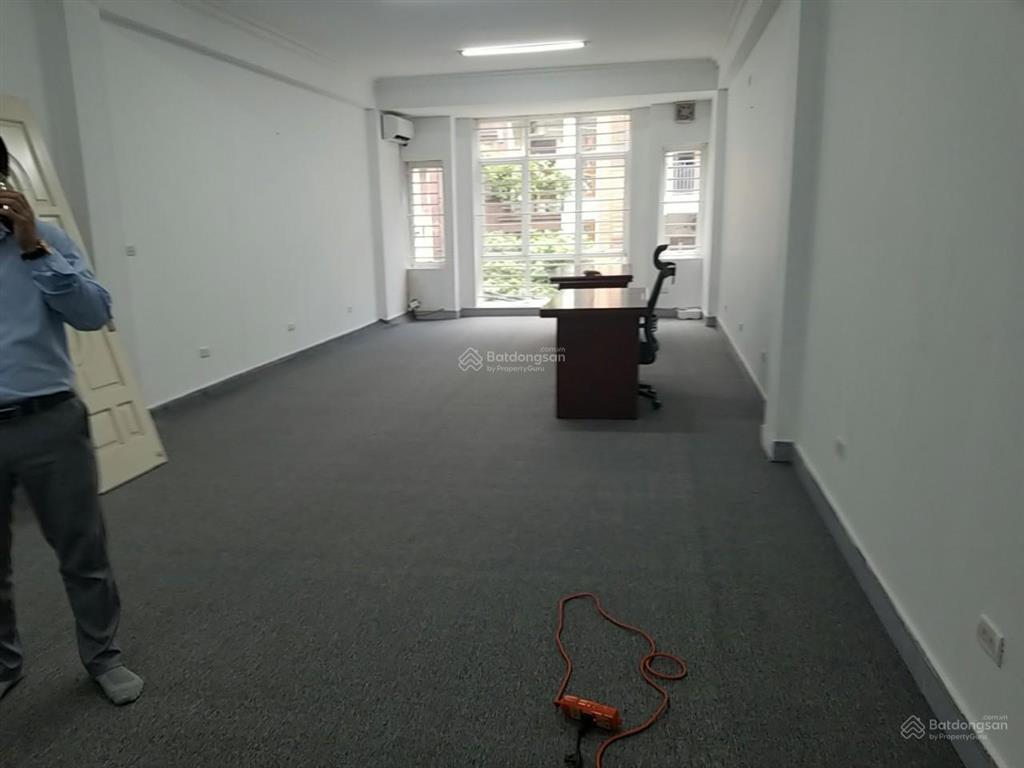 Cho thuê văn phòng hoàng mai giá 8.5tr/th dt 65m2