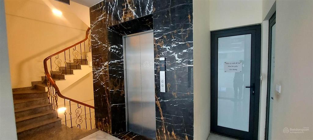 Cho thuê văn phòng đẹp tại duy tân, cầu giấy, hà nội, 145m2