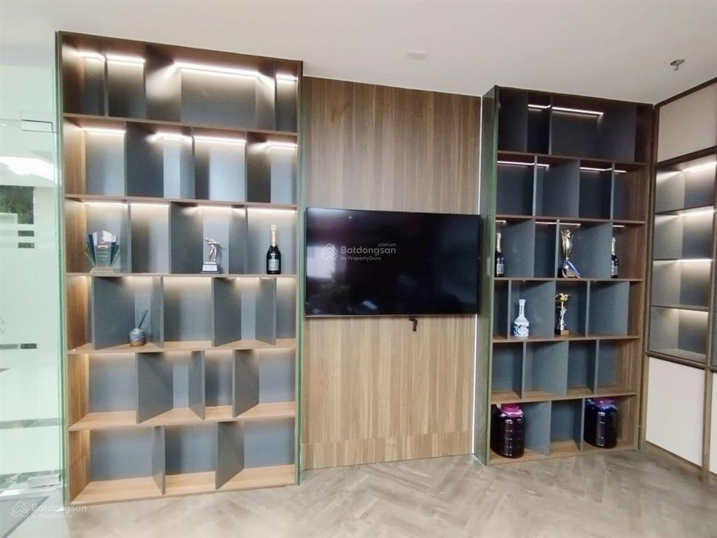 Cho thuê văn phòng đẹp tại duy tân, cầu giấy, hà nội, 145m2