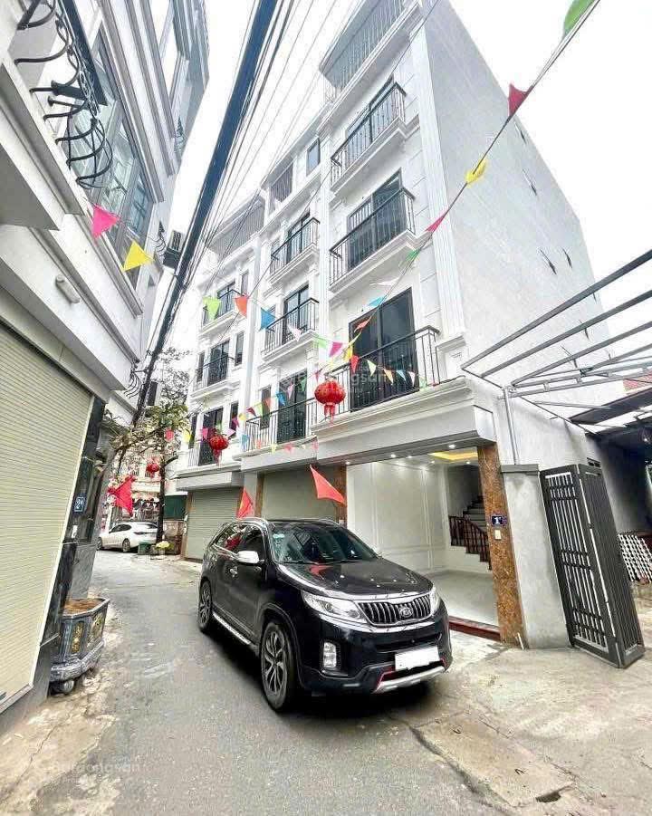 Bán nhà lai xá  trịnh văn bô  phú diễn 5 tầng 4 ngủ ô tô đỗ cửa