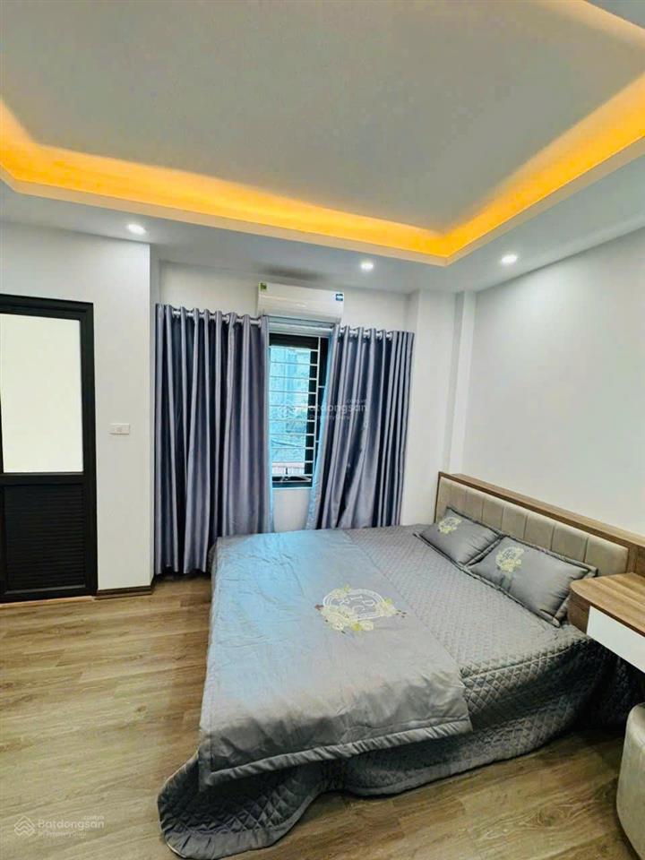 Bán nhà gần trịnh văn bô  đường 32 gần ô tô 35m 5 tầng 4 ngủ