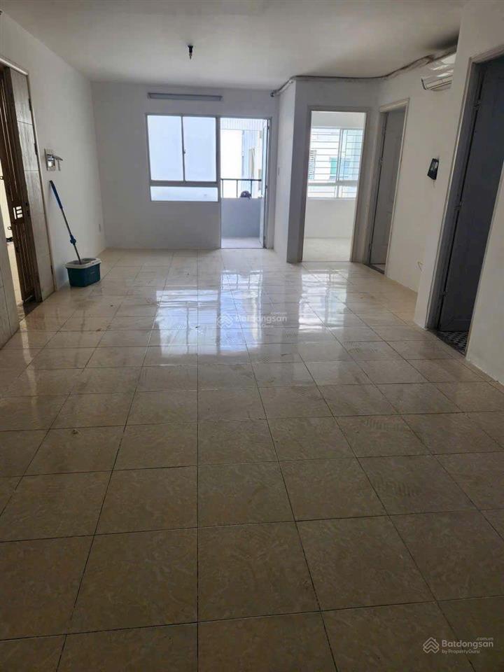 Cho thuê căn hộ chung cư quân khu 7. q12, 3pn, 2wc. an ninh tốt. nhà ngay chợ, trường học