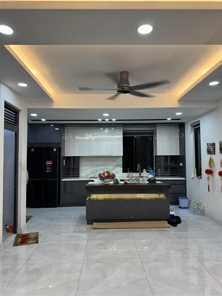 Chính chủ gửi bán biệt thự valora kikyo, p. phú hữu, q9 diện tích 192m2 ( 12m x 16m ) / 22,2 tỷ