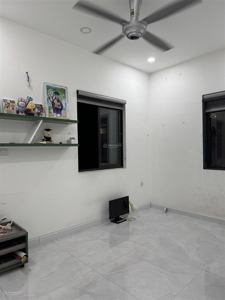 Chính chủ gửi bán biệt thự valora kikyo, p. phú hữu, q9 diện tích 192m2 ( 12m x 16m ) / 22,2 tỷ