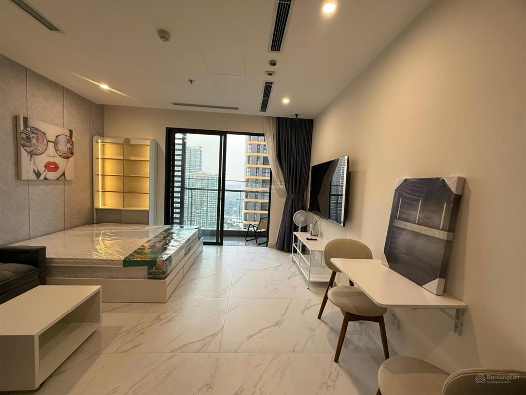 Stu 34m2 ban công full nội thất , giá 2ty850 hđmb khu cao cấp beverly , tặng vf3 căn khác stu be6.