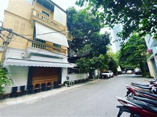 Phân lô ngõ 3 vạn phúc, ô tô đỗ cửa, cách phố 30m, 65m2, mt rộng giá chỉ 17.8 tỷ