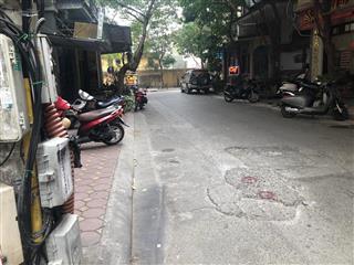 Phân lô hoàng quốc việt, cầu giấy, ô tô tránh, vào nhà, 65m2, mt 5.5m, giá chỉ 16 tỷ hơn
