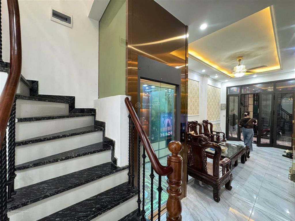 Mặt ngõ to thụy khuê, tây hồ, 20m ra phố, dt 45m2, 5 tầng, thang máy, 13,5 tỷ