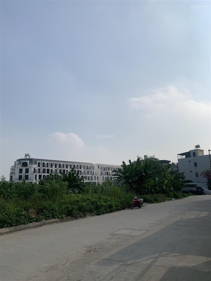 Mặt vườn hoa 67,5m2 đất đấu giá cây sung 5, đan phượng, hà nội phân lô vỉa hè 0975 102 ***
