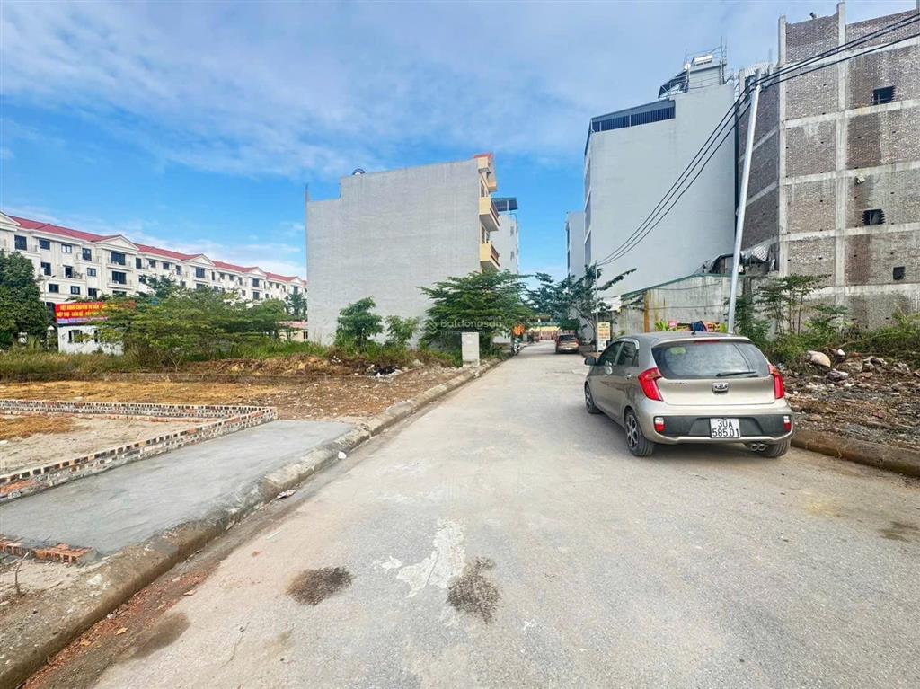 Bán đất khu đô thị kim chung di trạch, xã kim chung, hoài đức 56m2 giá 9,5 tỷ.