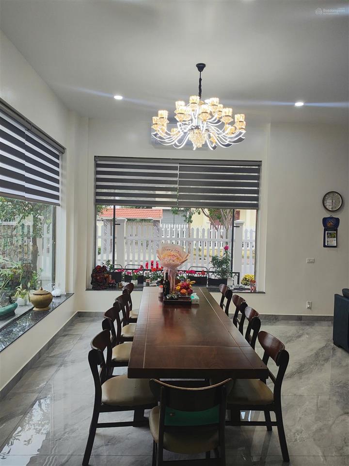 Bán căn biệt thự 330m2 góc 2 mặt đường anh dũng 8