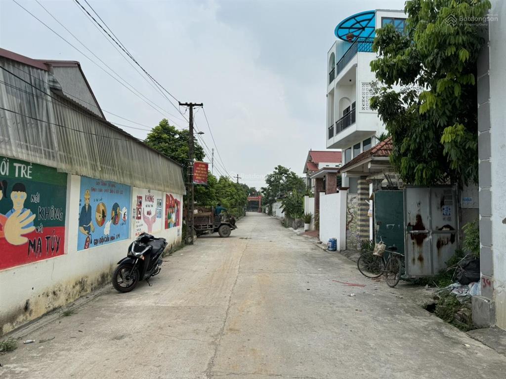 52m2đường 8.0m ô tô tránh nhautỉnh 419100m phường chương mỹ giá 3.3tỷ. ctl 0968 507 ***