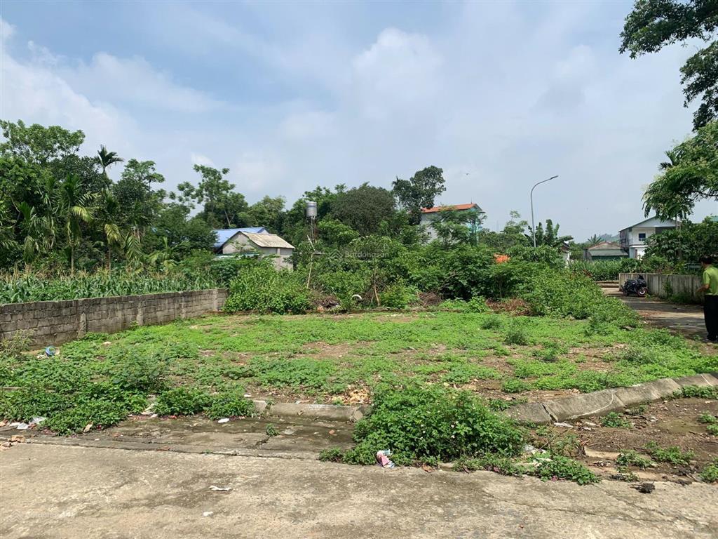 Bán lô góc 153.3m2 đồng vàng phú mãn. vị trí đẹp gần trục chính