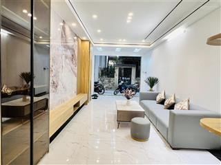 Cổ nhuế. nhà mới  6 tầng, thang máy, nhà gần phố, trang bị đầy đủ nội thất. giá tốt 7.7 tỷ