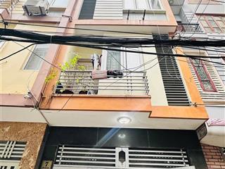 Bán gấp nhà 5 tầng  54m2 , xuân đỉnh , trục kinh doanh , oto cất tầng 1 , nhà thoáng mát , gần phố