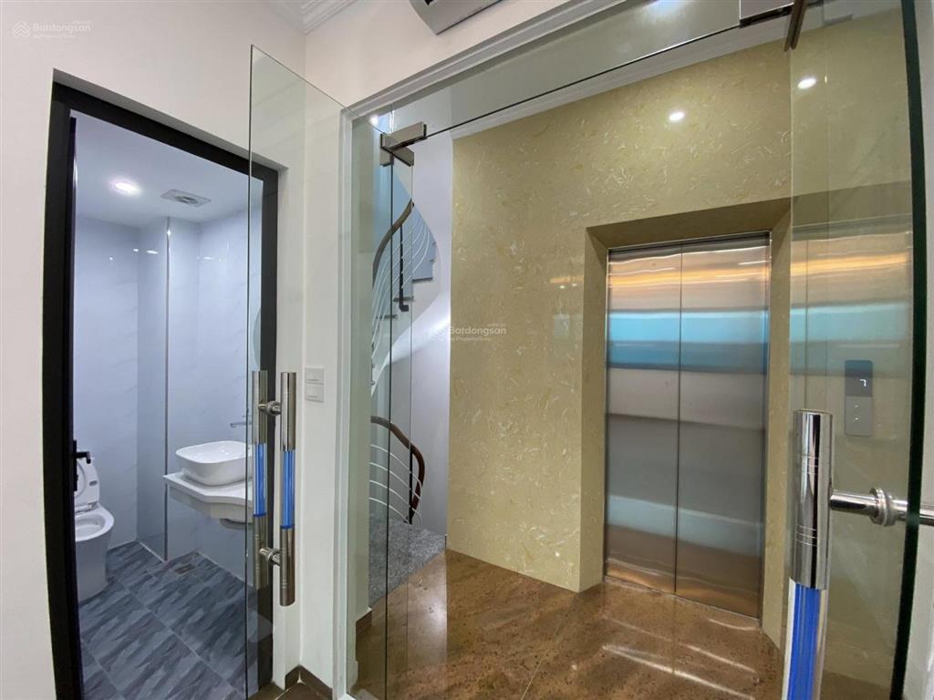 Chủ cần bán gấp  nhà mới phạm văn đồng , sát vincom nhà đẹp, mới thiết full nội thất cao cấp