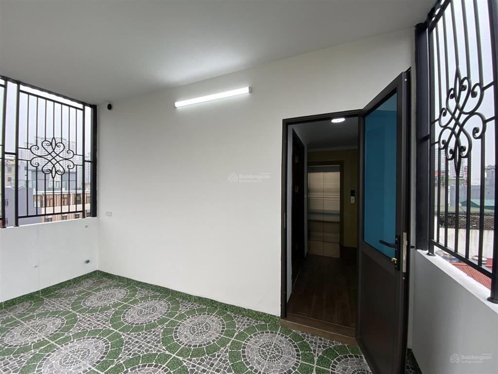 Chủ cần bán gấp  nhà mới phạm văn đồng , sát vincom nhà đẹp, mới thiết full nội thất cao cấp