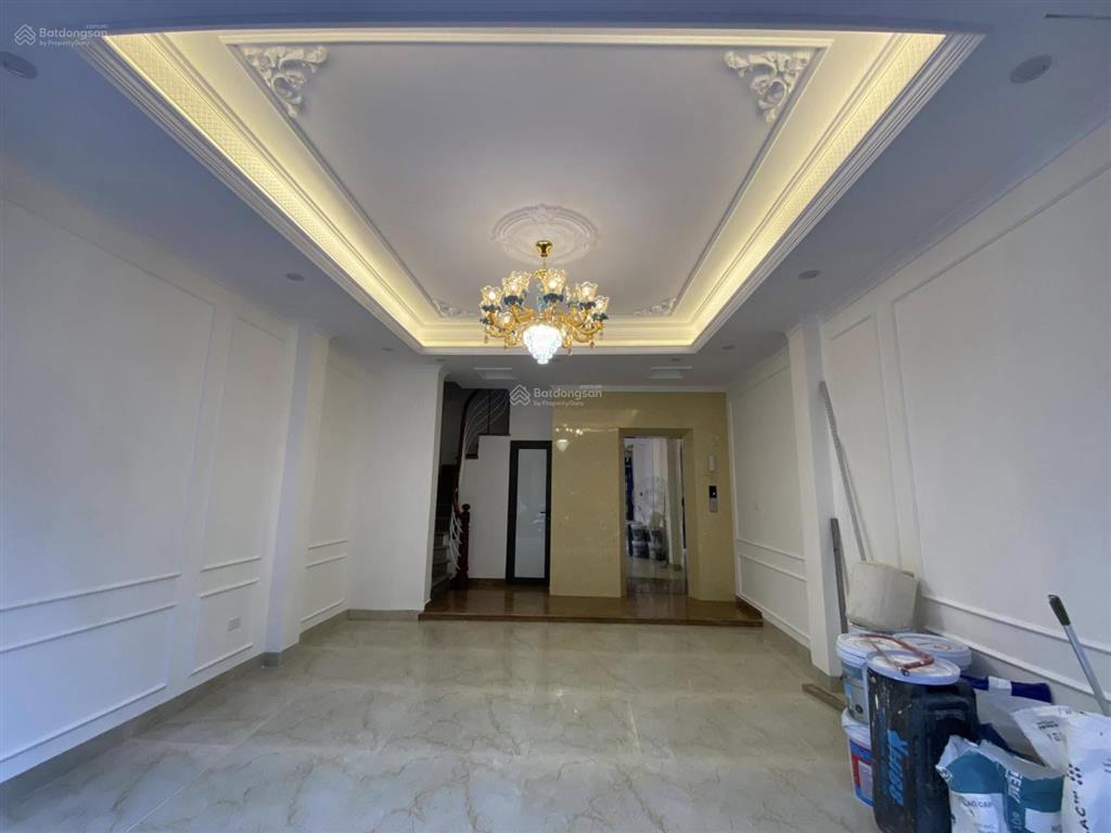 Chủ cần bán gấp  nhà mới phạm văn đồng , sát vincom nhà đẹp, mới thiết full nội thất cao cấp