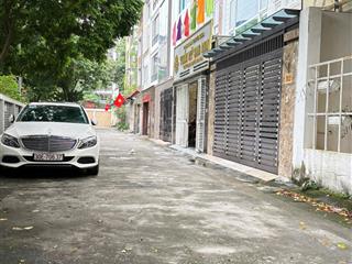 Hàng hiếm  lạc long quân  khu phân lô cao cấp 10 nhà , xây 5 tầng , hiện đại , gara oto