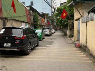 Nhà dân xây  mặt ngõ đông thắng  oto tránh dừng đỗ  kinh doanh  gần chợ kẻ vẽ