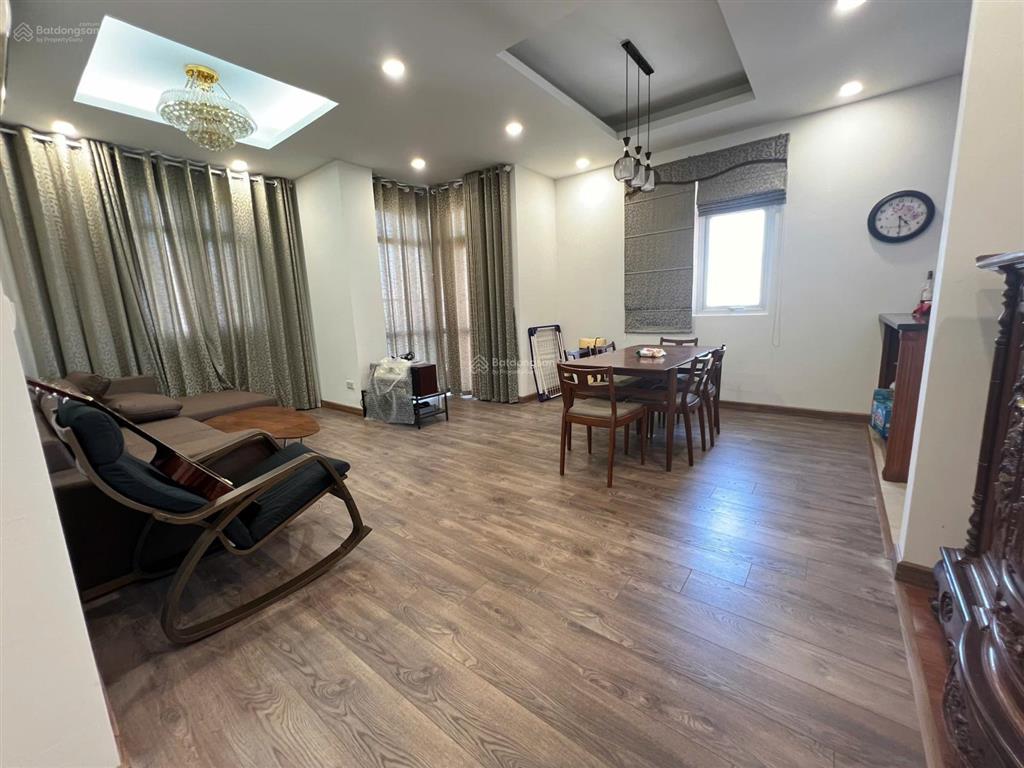 Tôi bán căn hộ chung cư tòa trung yên plaza  112m2, giá tốt thị trường