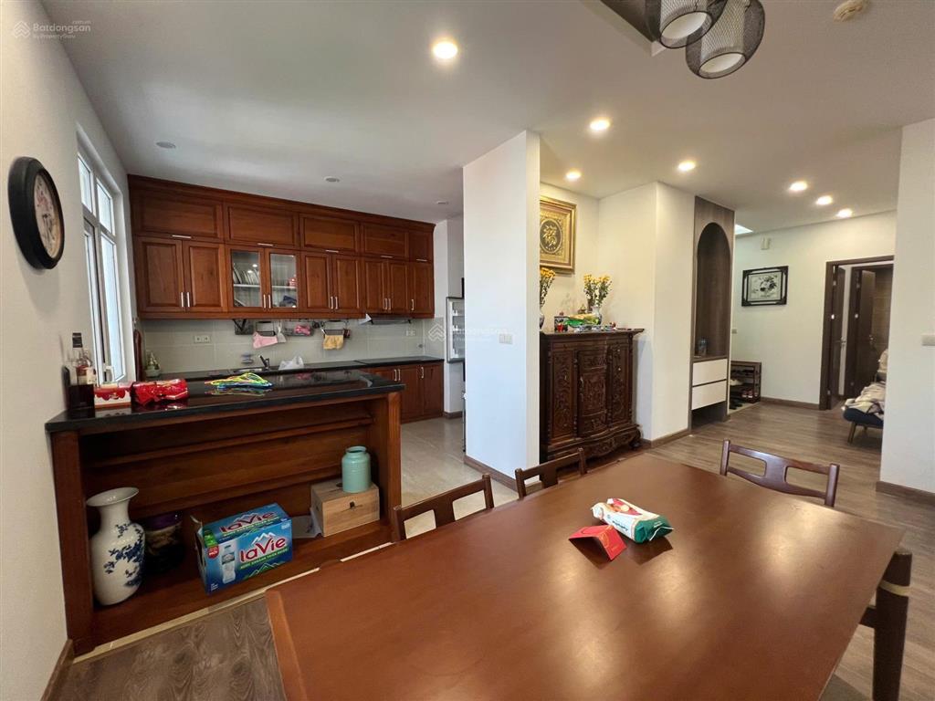 Tôi bán căn hộ chung cư tòa trung yên plaza  112m2, giá tốt thị trường