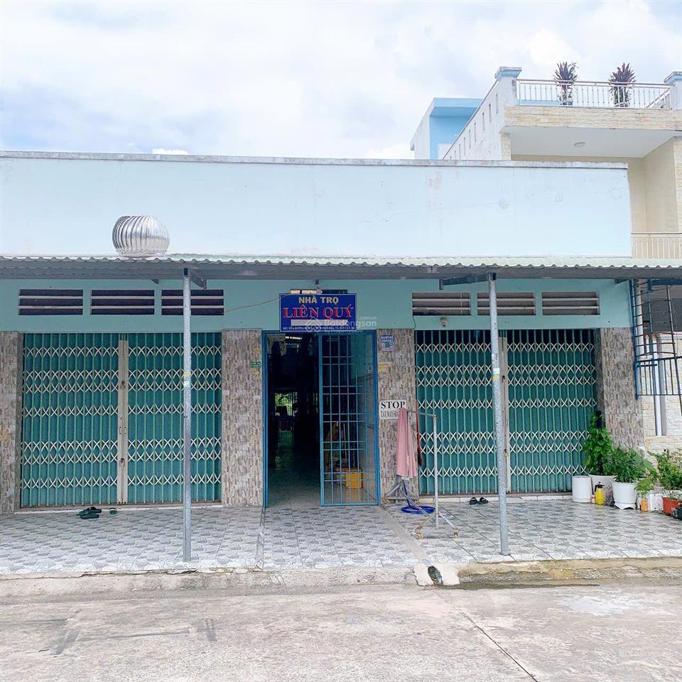 Chủ cần bán gâp nhà trọ 300m2. 13p+ nhà cấp 4 thu nhập 15tr/th