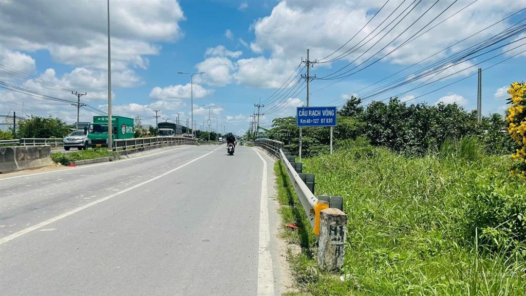 Chủ cần bán 2800m2 (30x93m) đất hnk mt sông rạch vông ấp 10 xã lương hoà bến lức long an