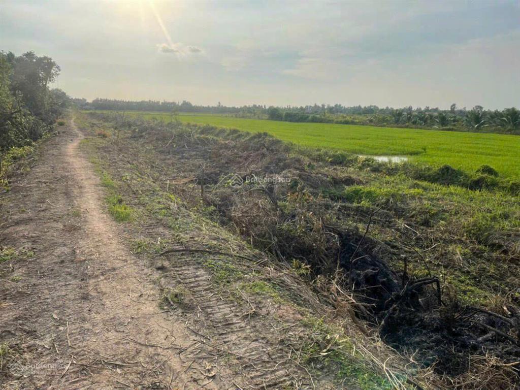 Chủ cần bán đất hnk xã lương hoà, tỉnh tây ninh thích hợp mua xây nhà vườn nghỉ dưỡng hoặc đầu tư