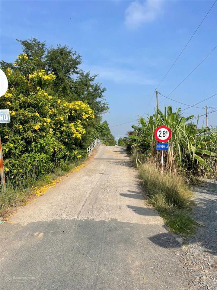 Chủ cần bán đất hnk mt kênh xã lương hoà, tỉnh tây ninh, dt 650m2