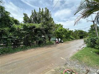 Chủ cần bán đất thổ cư và đất lúa. 5100m2 (bến lức  long an)