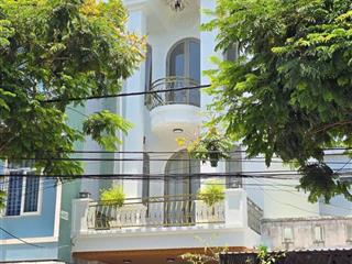 Nhà đẹp 3 tầng 3 ngủ, có garage ô tô  mt đường 7m5 nguyễn thúy  cách biển 350m giá chỉ 7.190 tỷ