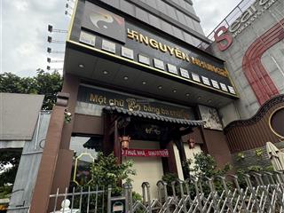 Bán chdv khu sân bay phường 4 quận tân bình , 7 x 30m , hầm 5 tầng , 43 tỷ tl