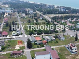 Góc 2 mặt tiền đường nguyễn hoàng và hoàng sa  biển cửa việt