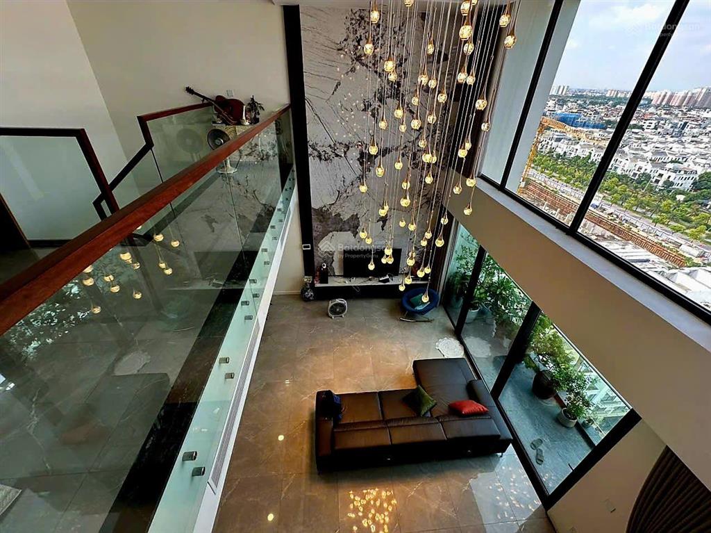 Skyvilla 250m2 green iconic  long biên view hồ hamonny ( phiên bản dành cho số ít)  0987 106 ***