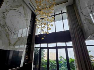 Bán căn skyvilla sân vườn 665m2 bể bơi siêu rộng có thang máy riêng đẹp nhất hà đông  0987 106 ***