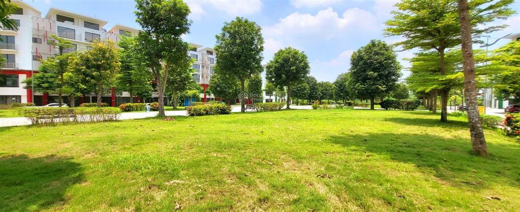 Cc bán cắt lỗ gấp căn nhà phố khai sơn 100m2, mt 6.2m, giá 21 tỷ.  0968 966 ***