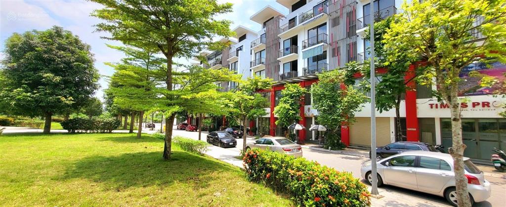 Cần bán nhanh căn nhà phố khai sơn 100m2 đối diện chung cư, mt 6.2m.  0968 966 ***