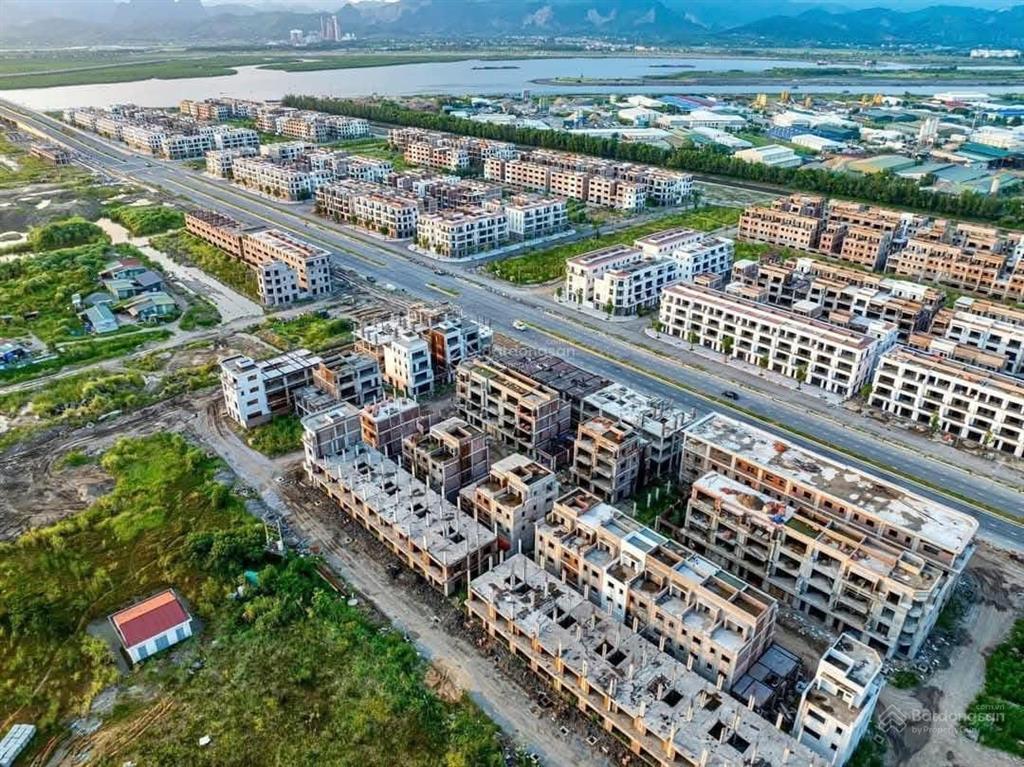 Chính chủ bán căn flc tropical hạ long giá chỉ 16trieu/m2